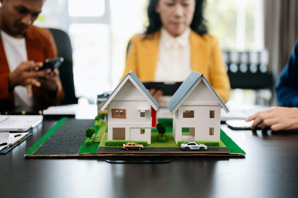 Investir dans l'immobilier en bretagne : guide des prix 2025